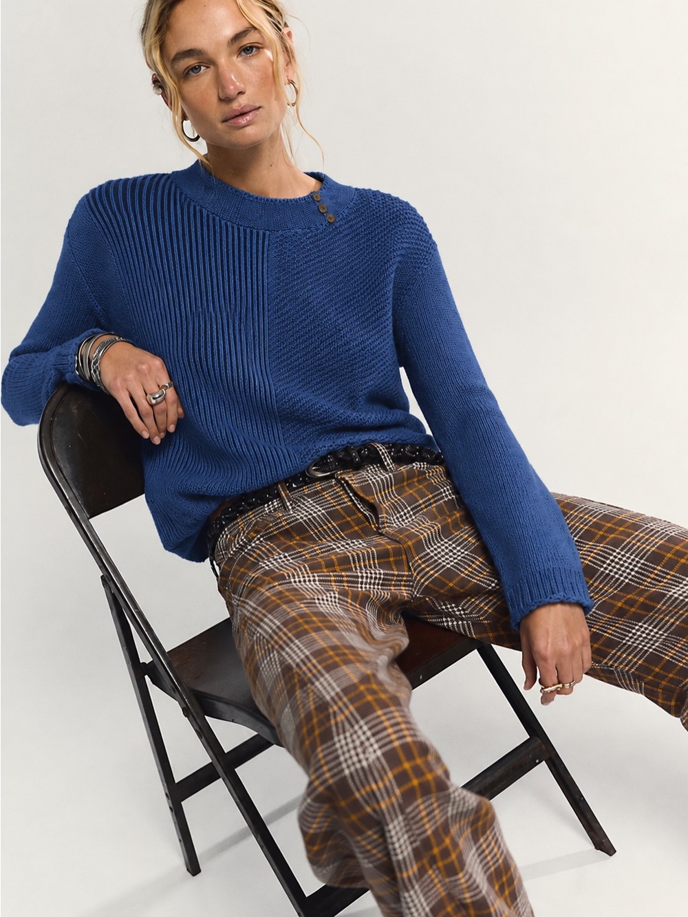 177. Women's Crewneck Sweater in Cobalt Blue